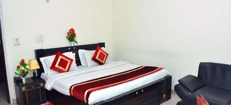 Hotel Royal Holidays  Nuova Delhi: Foto 
