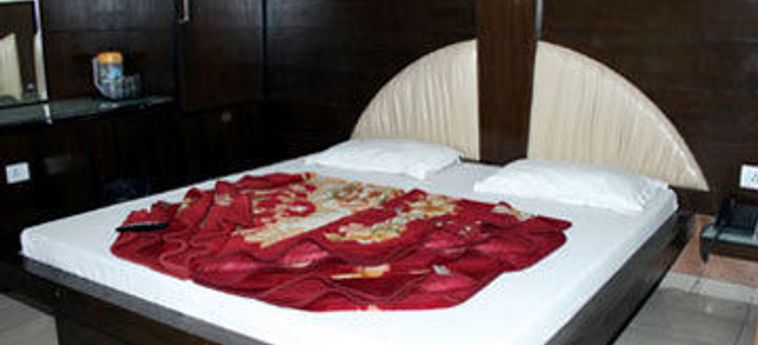 Hotel Centra Inn:  NUOVA DELHI