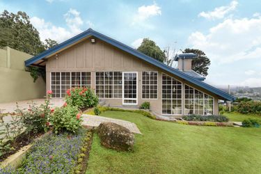 Hotel Villa Lemon Court:  NUWARA ELIYA