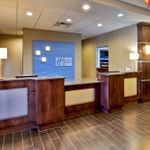 HOLIDAY INN EXPRESS & SUITES KNOXVILLE WEST - OAK RIDGE 2 Stars