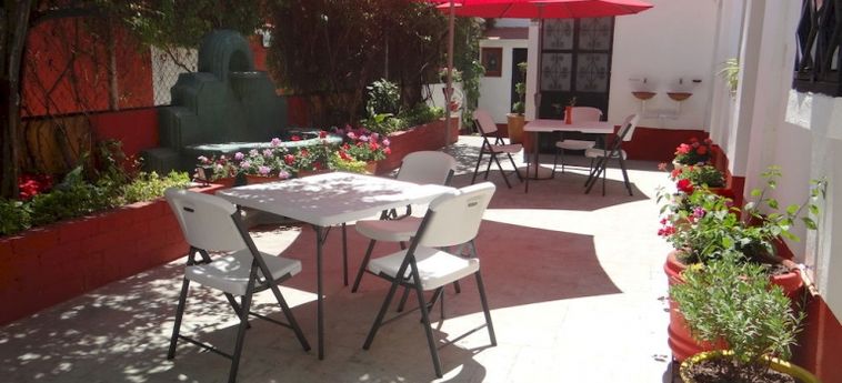 Hotel Hostal Dos Lunas:  OAXACA