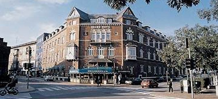 Hôtel FIRST HOTEL GRAND