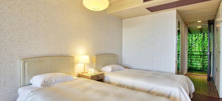 Hotel Moon Beach Palace:  OKINAWA INSELN - OKINAWA PREFECTURE