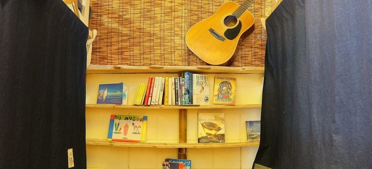 Cafe Bar &Amp; Hostel Gome Okinawa Inseln - Okinawa Prefecture: Foto 
