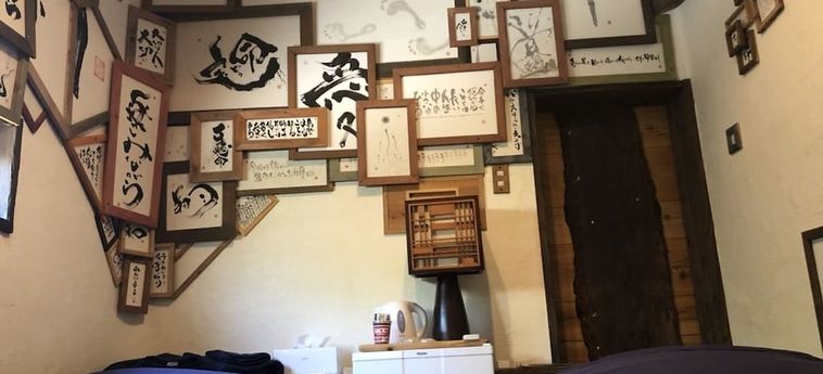 Cafe Bar &Amp; Hostel Gome Okinawa Islands - Okinawa Prefecture: Photo 