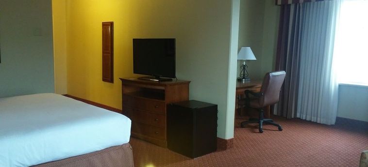 Hotel Holiday Inn Express & Suites Oklahoma City-Airport-Meridian Ave:  OKLAHOMA CITY (OK)