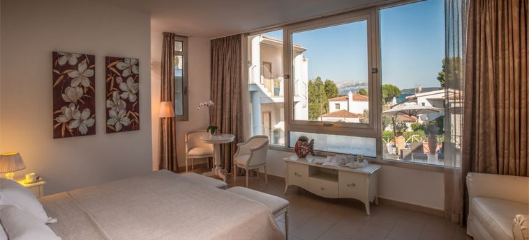Hotel The Pelican Beach Resort & Spa - Adults Only:  OLBIA