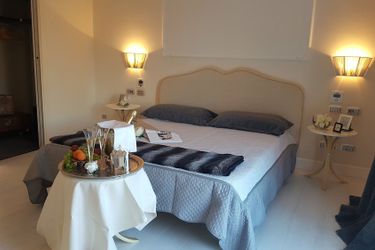 White House Luxury Hospitality Olbia: Photo 