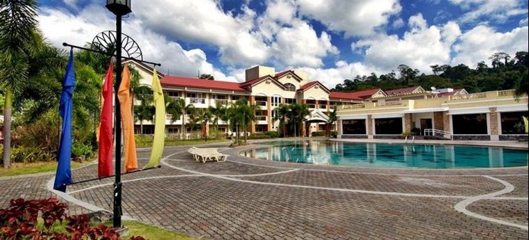 Hotel Subic Holiday Villas:  OLONGAPO
