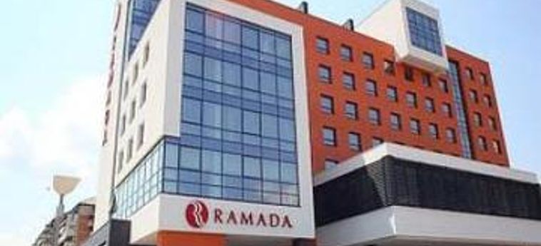 Hotel Ramada By Wyndham Oradea:  ORADEA