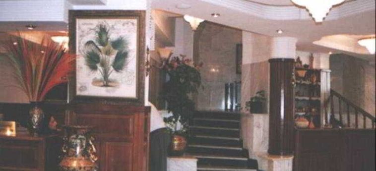 Hotel Houna El Firdaous:  ORAN