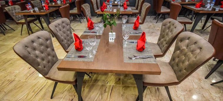 Hotel Plaza Oran Oran: Foto 