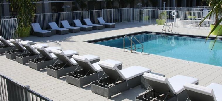 Hotel Clarion Inn & Suites Universal Studios Area:  ORLANDO (FL)