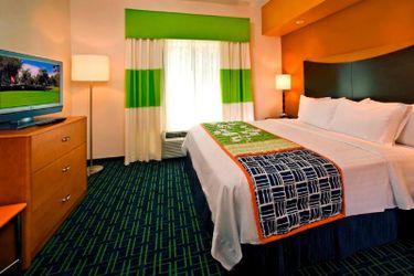 Hotel Fairfield Inn & Suites Orlando Lake Buena Vista:  ORLANDO (FL)