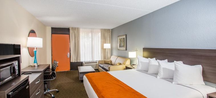 Hotel Days Inn & Suites By Wyndham Orlando Airport:  ORLANDO (FL)