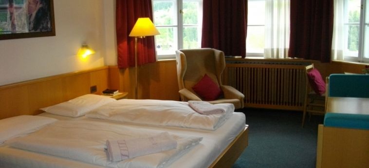 Hotel Villa Emilia:  ORTISEI - BOZEN