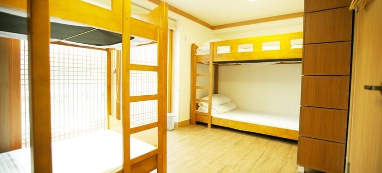 Osaka Guesthouse Hive - Hostel Osaka - Osaka Prefecture : Photo 
