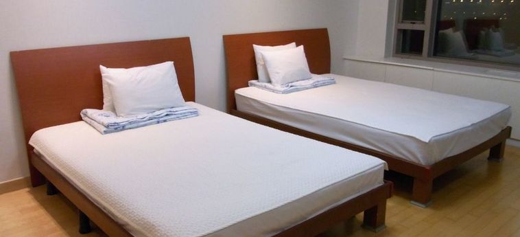 Osaka Guesthouse Hive - Hostel Osaka - Osaka Prefecture: Photo 