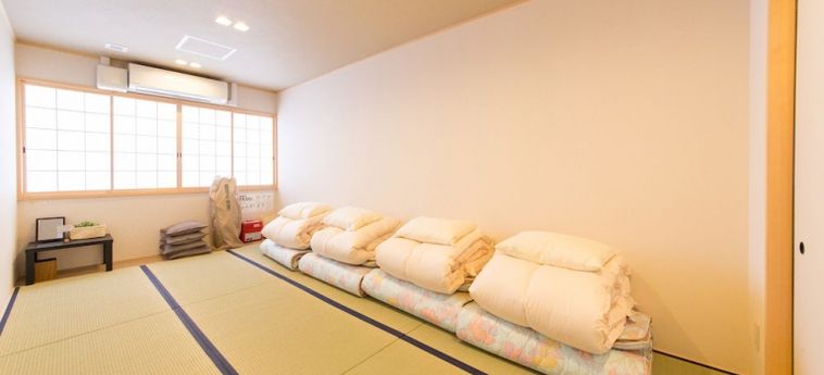 Hotel Drop Inn Osaka:  OSAKA - PREFETTURA DI OSAKA