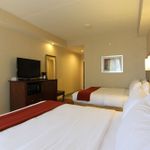 Hotel HOLIDAY INN EXPRESS WHITBY OSHAWA