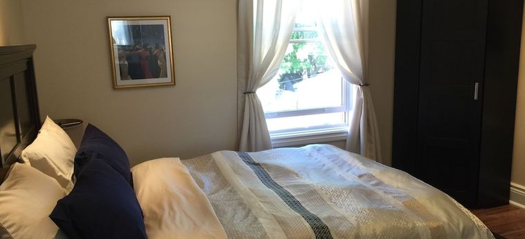 The Century House Bed And Breakfast Ottawa:  OTTAWA