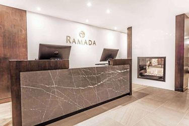 Hotel Ramada By Wyndham Ottawa On The Rideau Ottawa: Photo 
