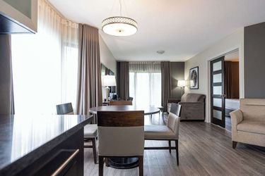 Hotel Ramada By Wyndham Ottawa On The Rideau Ottawa: Photo 