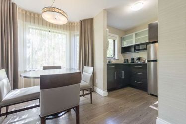Hotel Ramada By Wyndham Ottawa On The Rideau Ottawa: Photo 