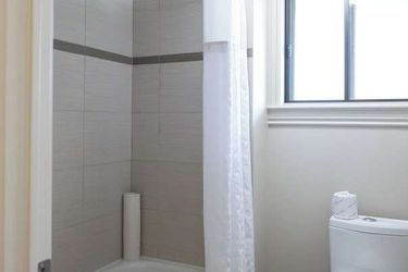 Hotel Ramada By Wyndham Ottawa On The Rideau Ottawa: Photo 