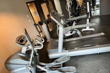 Hotel Ramada By Wyndham Ottawa On The Rideau Ottawa: Photo 