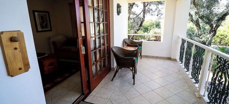 Hotel Altes Landhaus Lodge Oudtshoorn : Photo 