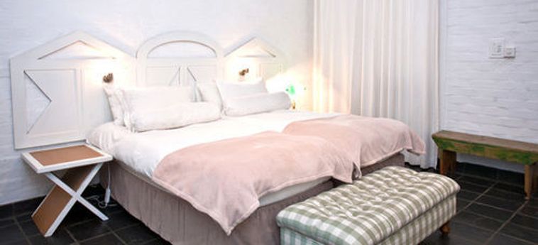 Karoo Retreat Luxury Self - Catering Villas:  OUDTSHOORN