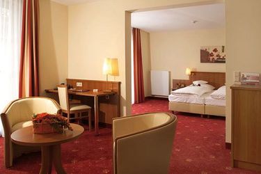 Waldhotel Nachtigall Paderborn: Photo 