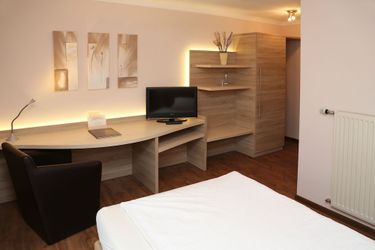 Hotel Landhaus Jaegerkrug Paderborn: Photo 