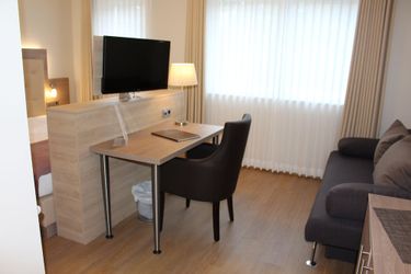 Hotel Landhaus Jaegerkrug Paderborn: Photo 