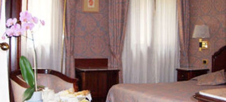 Hotel Majestic Toscanelli:  PADOVA