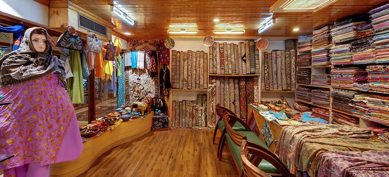 Hotel Senator Pine-N-Peak Pahalgam: Foto 