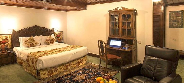 Hotel Senator Pine-N-Peak Pahalgam: Foto 