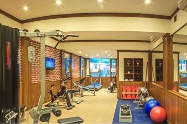 Hotel Senator Pine-N-Peak Pahalgam: Photo 