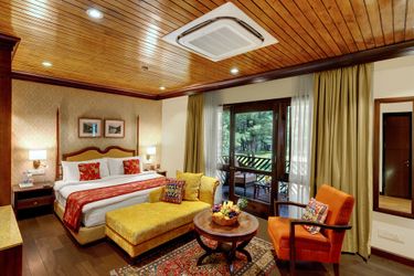 Hotel Senator Pine-N-Peak Pahalgam: Photo 