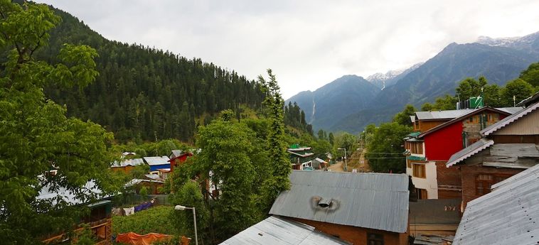 Oyo 9083 Hotel New Tourist Palace Pahalgam: Foto 