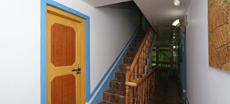 Oyo 9083 Hotel New Tourist Palace Pahalgam: Foto 