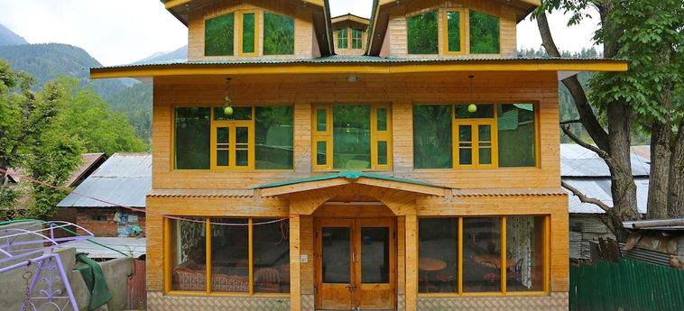 Oyo 9083 Hotel New Tourist Palace Pahalgam: Foto 