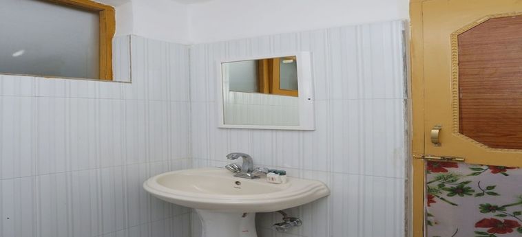 Oyo 9083 Hotel New Tourist Palace Pahalgam: Photo 