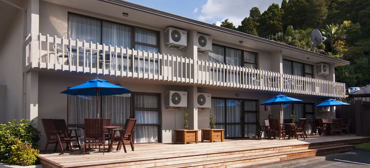 Hotel Breakwater Motel:  PAIHIA