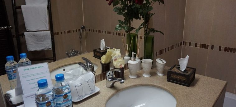 Hotel Residence Sisouk:  PAKSE