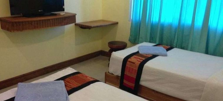Lankham Hotel:  PAKSE