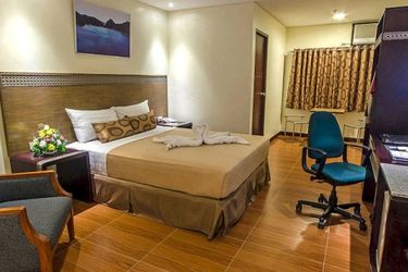 Fersal Hotel Puerto Princesa:  PALAWAN ISLAND