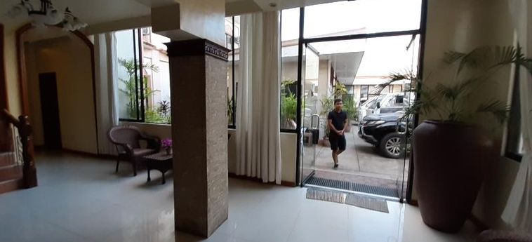 Hotel Aquari Travellers Inn Palawan Island: Foto 