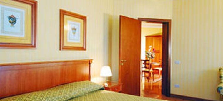 Hotel Residenza D'aragona:  PALERME